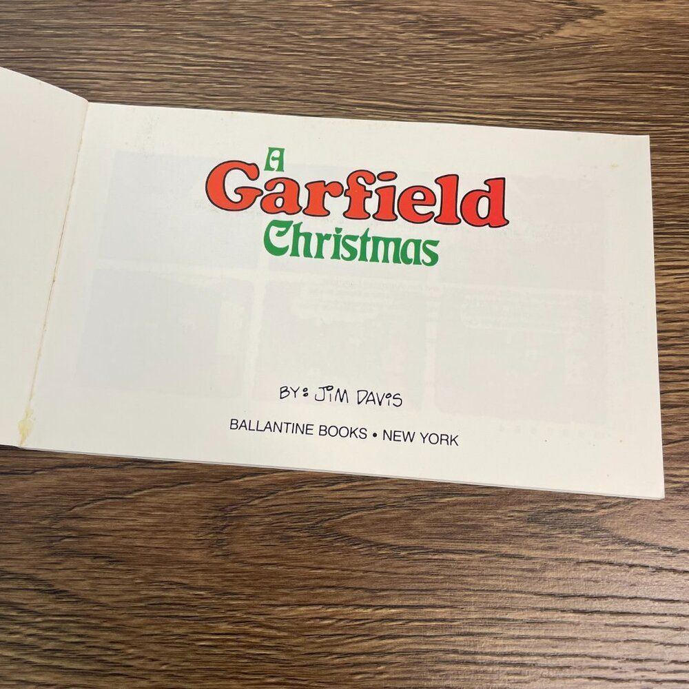 Vintage 1987 A Garfield Christmas Comic Book by Jim Davis Paperback - Picture 7 of 9